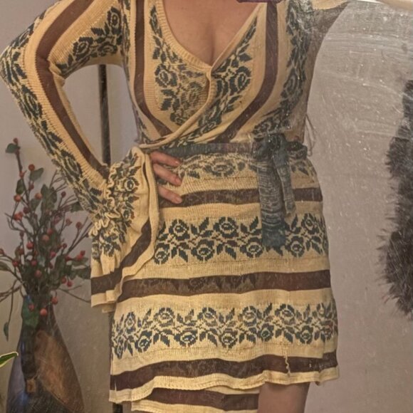 Free People Bella Rose Wrap Mini Dress, Sz L, NWT, $198 - Picture 10 of 11